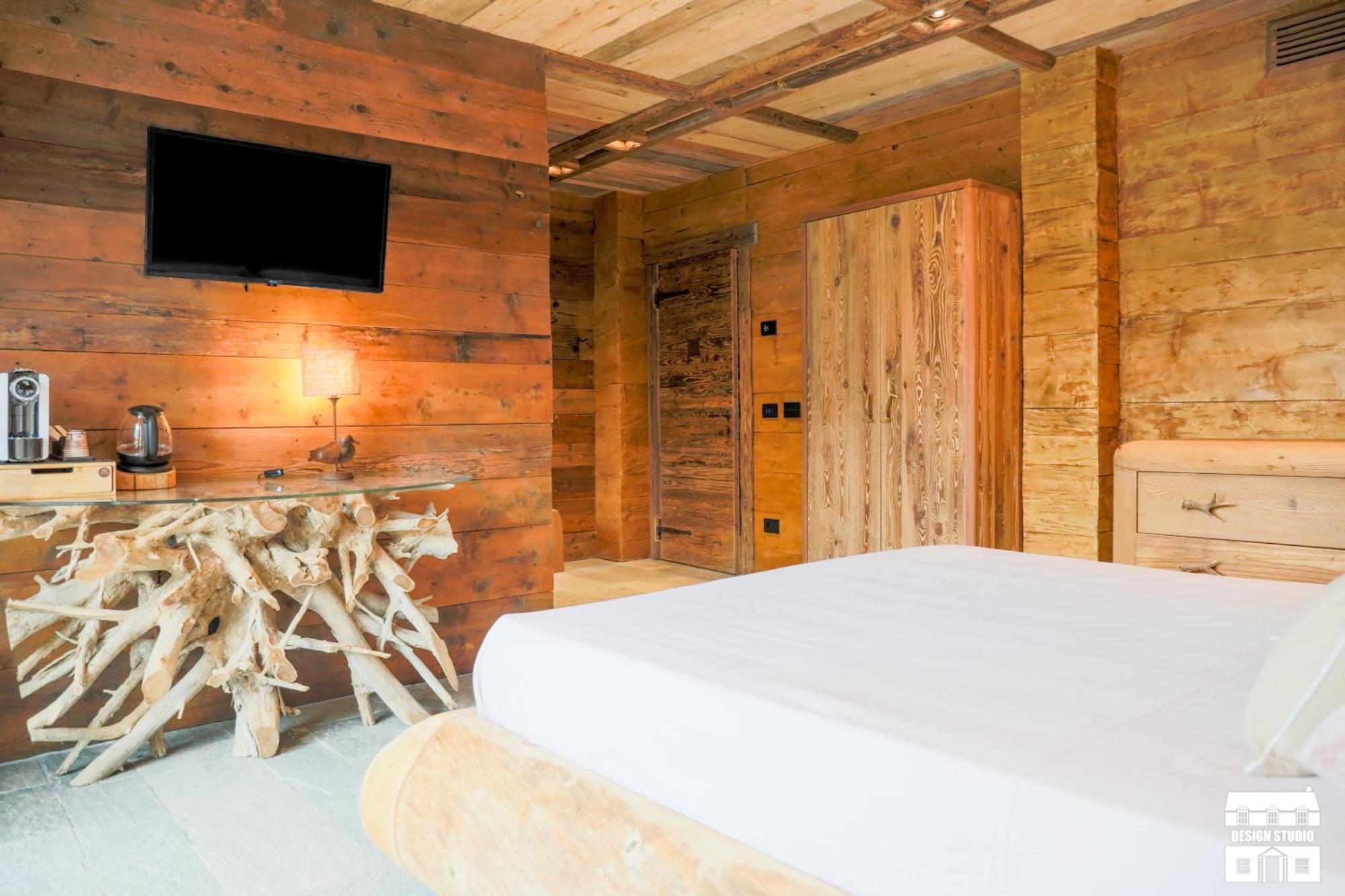 Chalet Antico Legno By Design Studio Sueglio Экстерьер фото