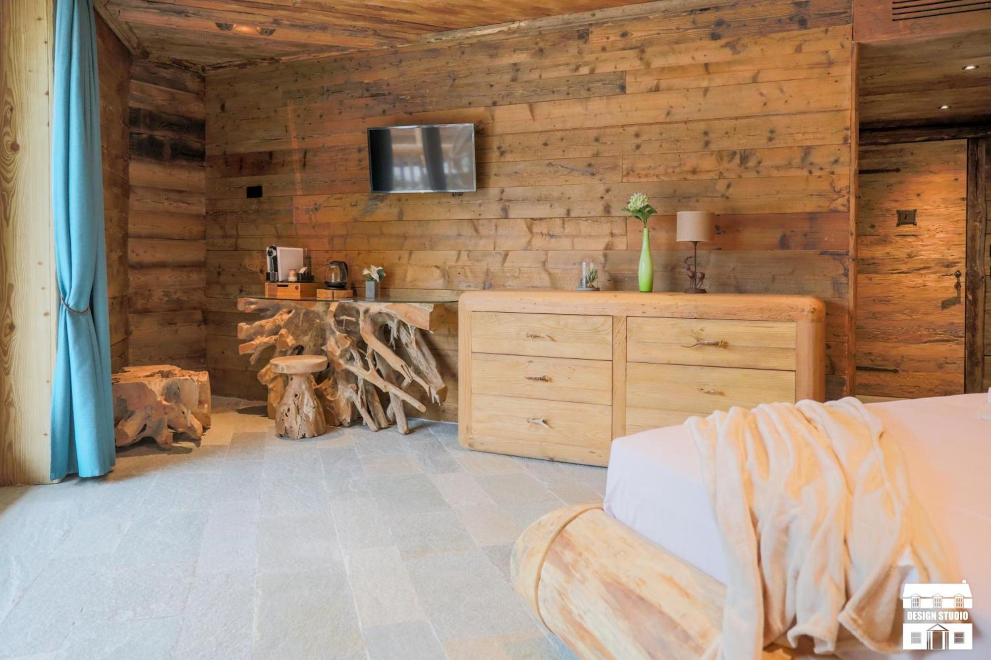 Chalet Antico Legno By Design Studio Sueglio Экстерьер фото
